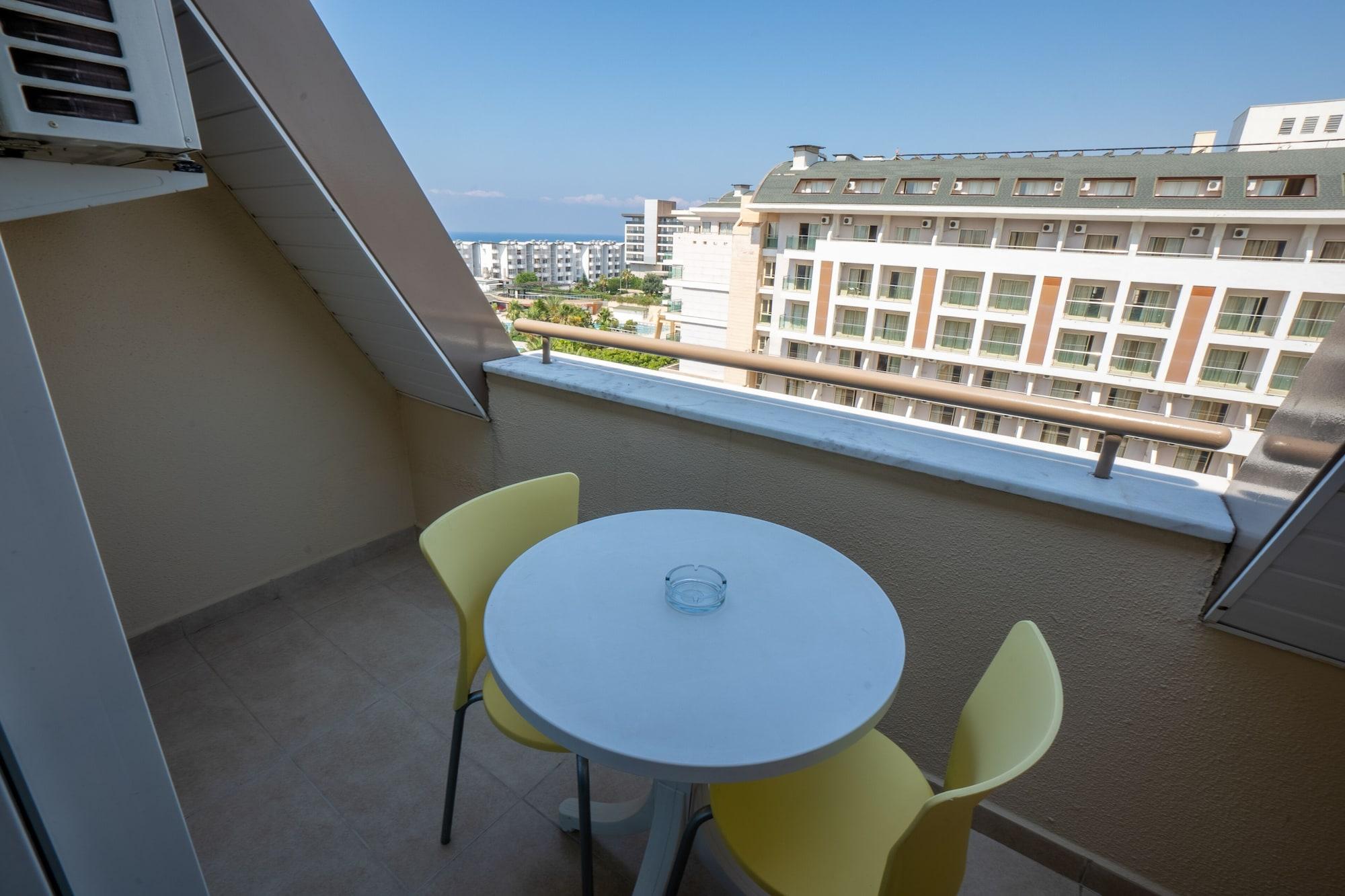 Hotel Titan Garden Ultra All Inclusive Konaklı Extérieur photo