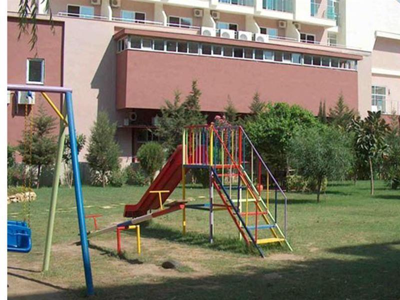 Hotel Titan Garden Ultra All Inclusive Konaklı Extérieur photo